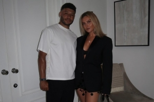 华体会体育内容-拍拖9年从未同居！张伯伦有望回归英伦，或能结束与未婚妻异地恋